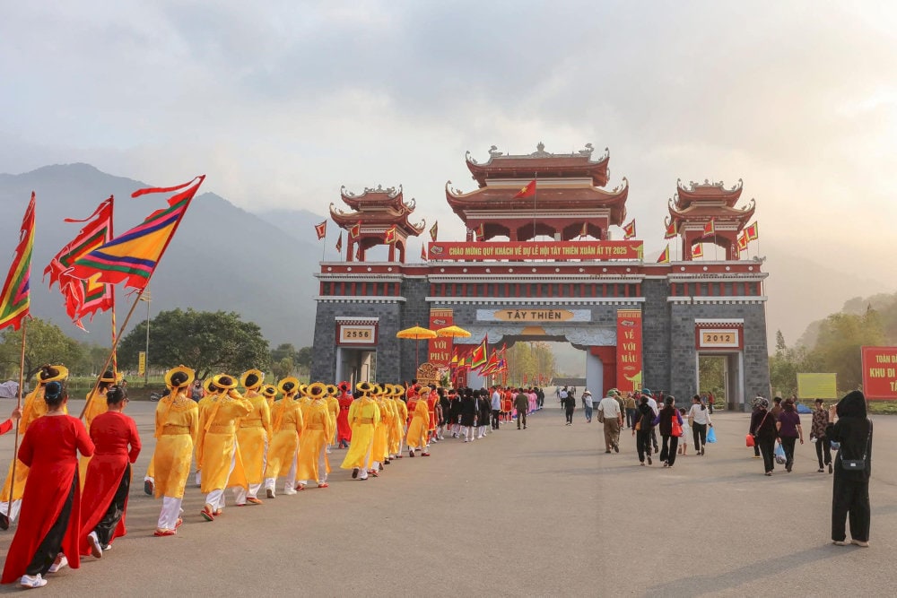 Lễ hội Tây Thiên vào 15 tháng 2 (âm lịch) hằng năm
